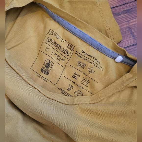 Patagonia Yellow Short Sleeve Tee - Picture 3 of 4